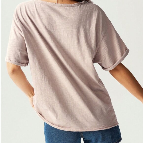 BOUTIQUE ANGEL DISTRESSED TEE - Picture 4 of 9